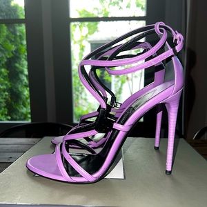 Brand NEW Tom Ford sandals. Lavender.